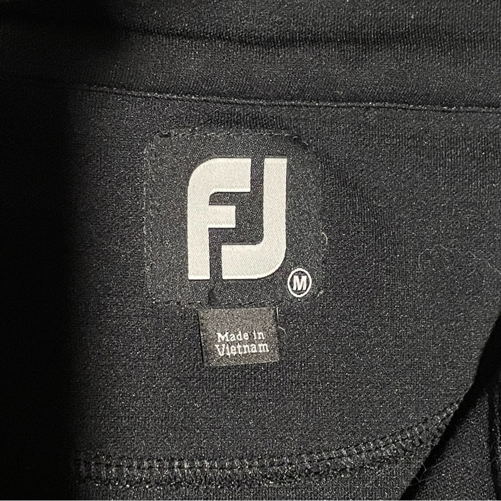 Footjoy button collar pullover - Picture 3 of 9